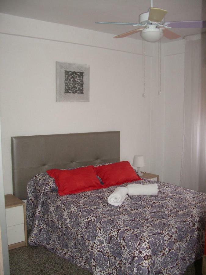 Paseo Maritimo De Poniente Apartment Malaga Ngoại thất bức ảnh
