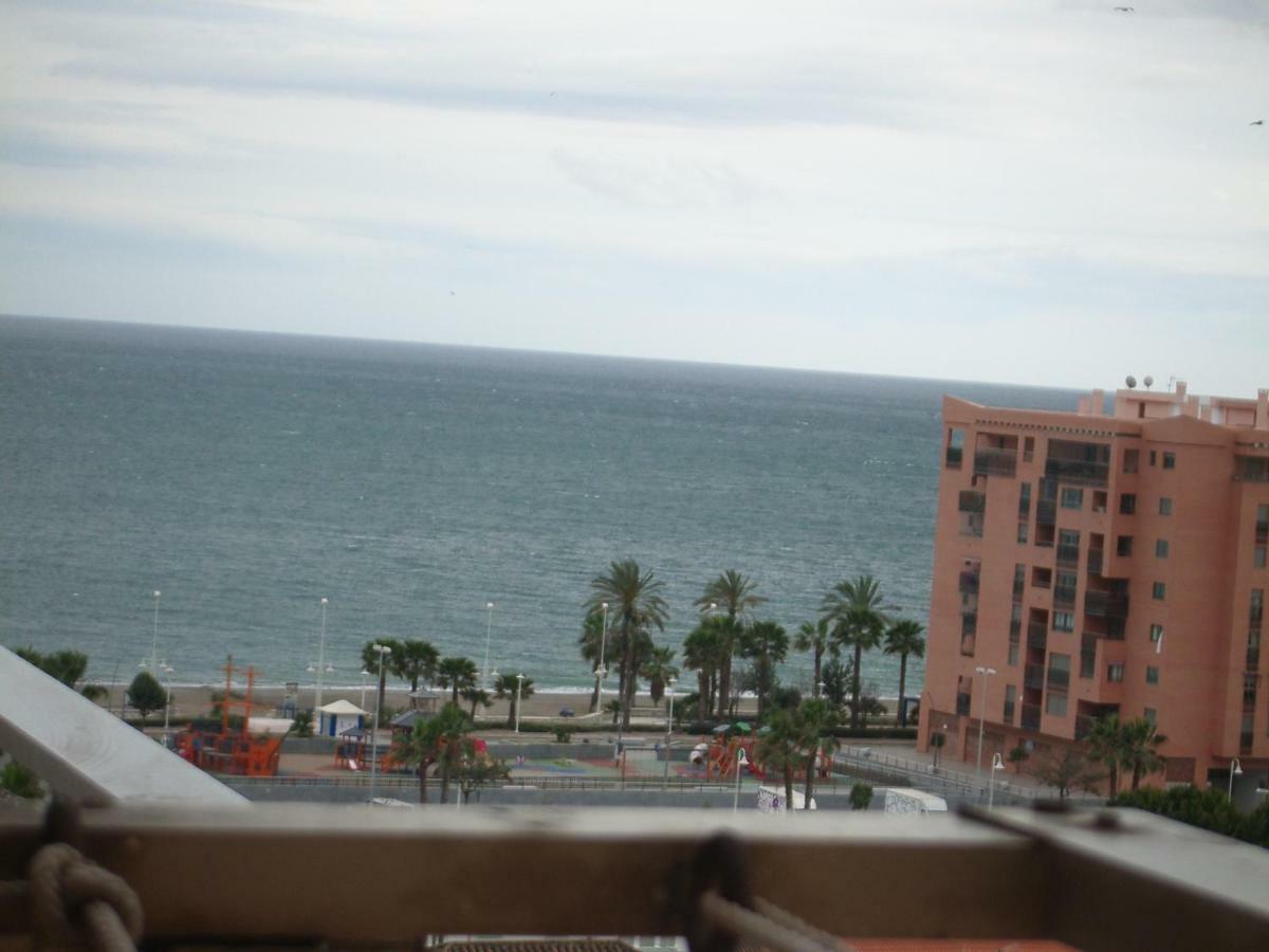 Paseo Maritimo De Poniente Apartment Malaga Ngoại thất bức ảnh