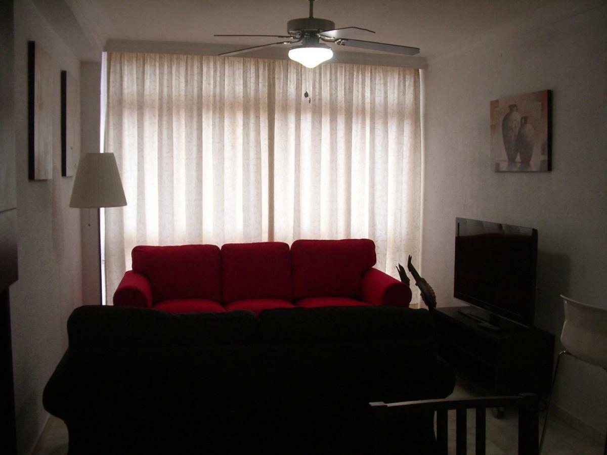 Paseo Maritimo De Poniente Apartment Malaga Ngoại thất bức ảnh