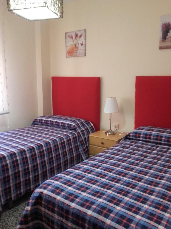 Paseo Maritimo De Poniente Apartment Malaga Ngoại thất bức ảnh