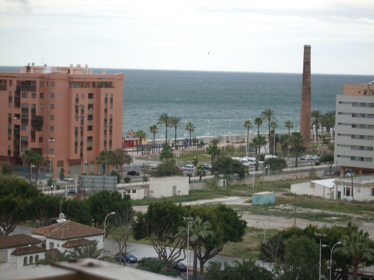 Paseo Maritimo De Poniente Apartment Malaga Ngoại thất bức ảnh