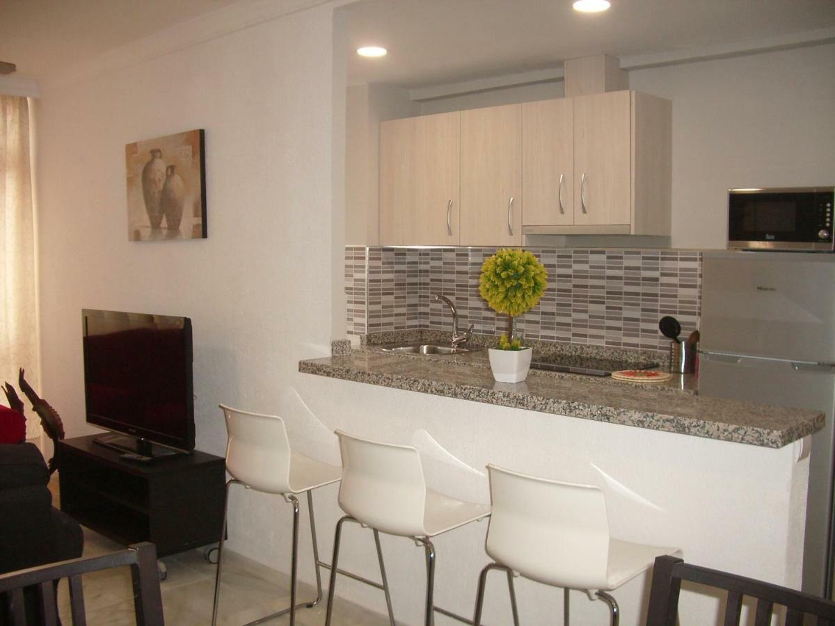 Paseo Maritimo De Poniente Apartment Malaga Ngoại thất bức ảnh