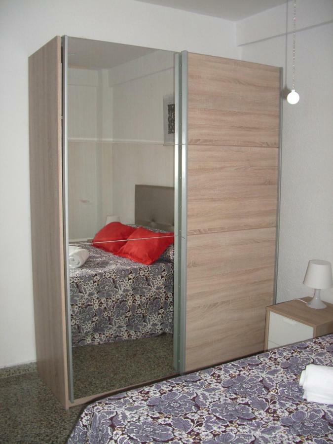 Paseo Maritimo De Poniente Apartment Malaga Ngoại thất bức ảnh