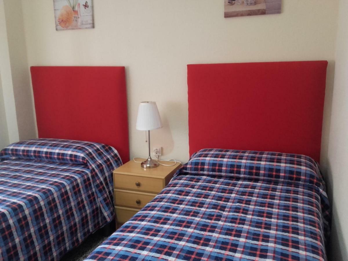 Paseo Maritimo De Poniente Apartment Malaga Ngoại thất bức ảnh