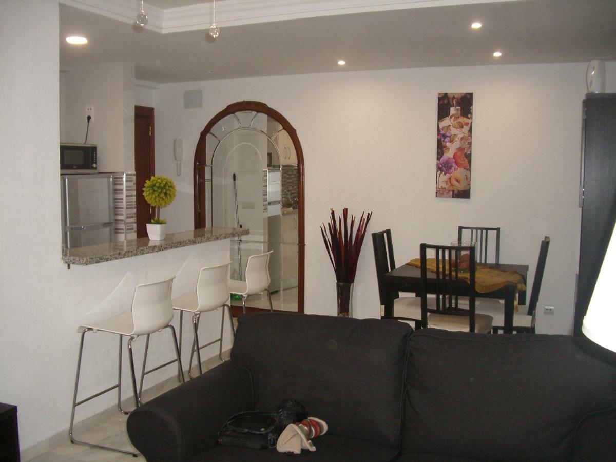 Paseo Maritimo De Poniente Apartment Malaga Ngoại thất bức ảnh